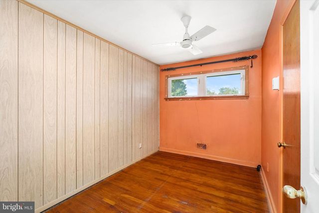 16 SUNSET BLVD, Trenton, NJ 08690