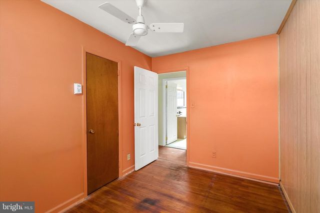 16 SUNSET BLVD, Trenton, NJ 08690