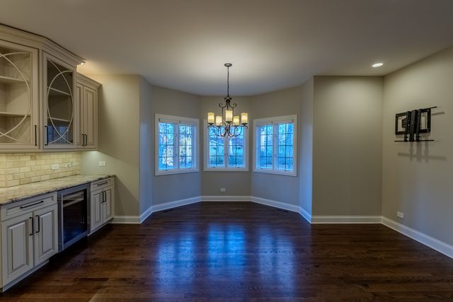 863 Bittersweet Drive, Northbrook, IL 60062