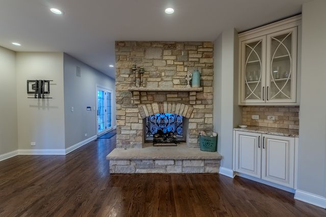 863 Bittersweet Drive, Northbrook, IL 60062