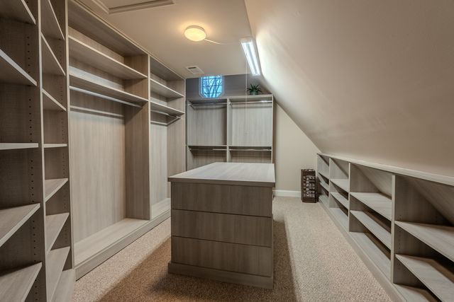 863 Bittersweet Drive, Northbrook, IL 60062