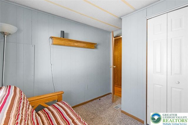 35 Linda Drive, Lehigh Twp, PA 18088