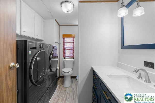 35 Linda Drive, Lehigh Twp, PA 18088