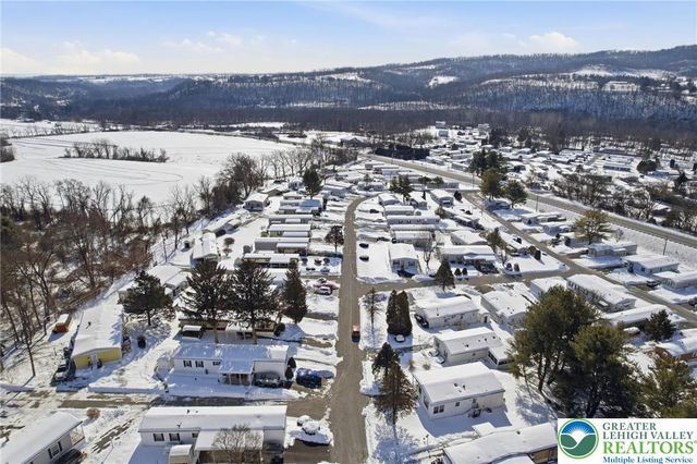 35 Linda Drive, Lehigh Twp, PA 18088