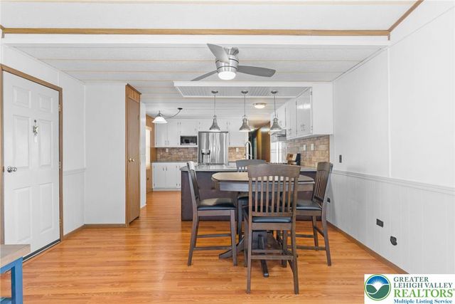 35 Linda Drive, Lehigh Twp, PA 18088