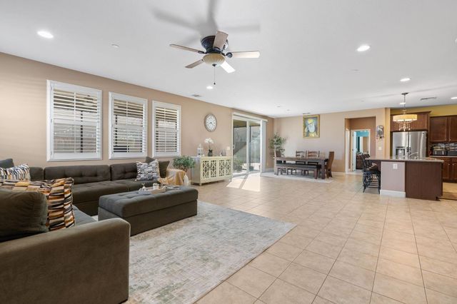 6001 Opera Way, Roseville, CA 95747