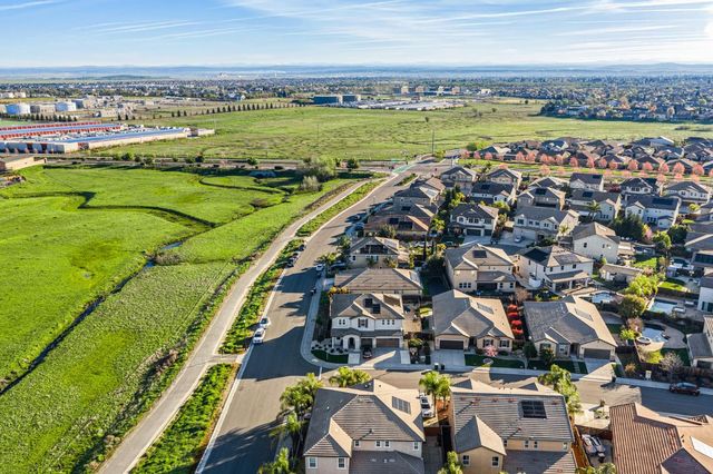 6001 Opera Way, Roseville, CA 95747