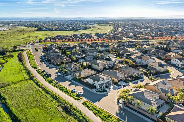 6001 Opera Way, Roseville, CA 95747