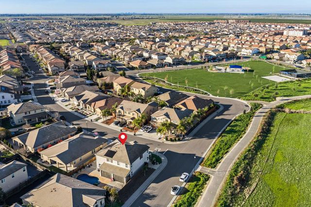 6001 Opera Way, Roseville, CA 95747