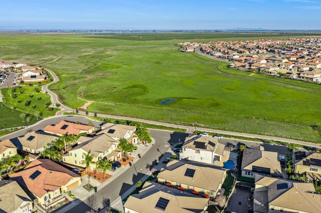 6001 Opera Way, Roseville, CA 95747