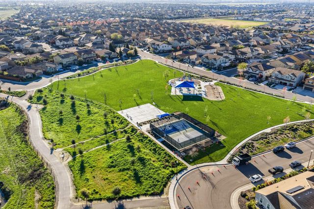 6001 Opera Way, Roseville, CA 95747