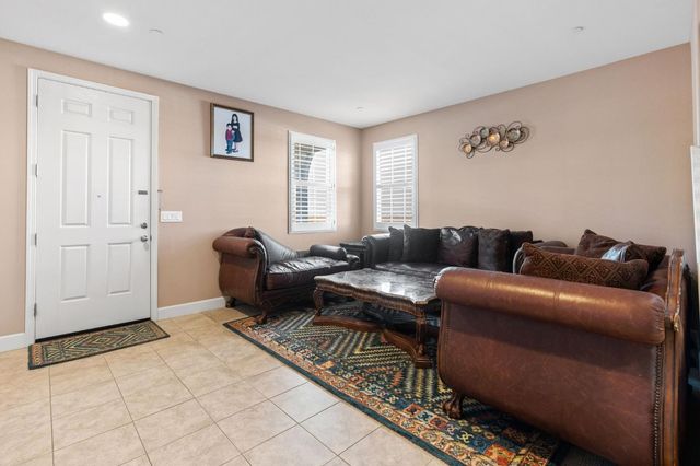 6001 Opera Way, Roseville, CA 95747