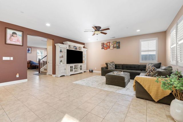 6001 Opera Way, Roseville, CA 95747