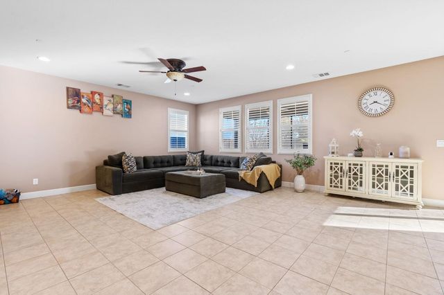 6001 Opera Way, Roseville, CA 95747