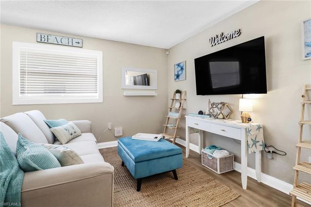 3325 Airport RD N G5, Naples, FL 34105