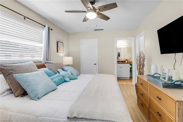 3325 Airport RD N G5, Naples, FL 34105