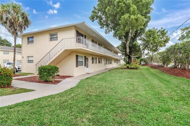 3325 Airport RD N G5, Naples, FL 34105