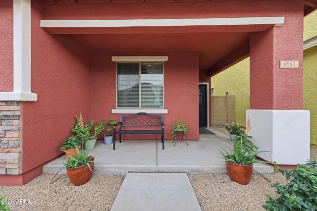 4943 W ESCUDA Drive, Glendale, AZ 85308