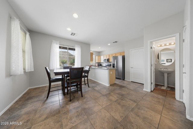 4943 W ESCUDA Drive, Glendale, AZ 85308