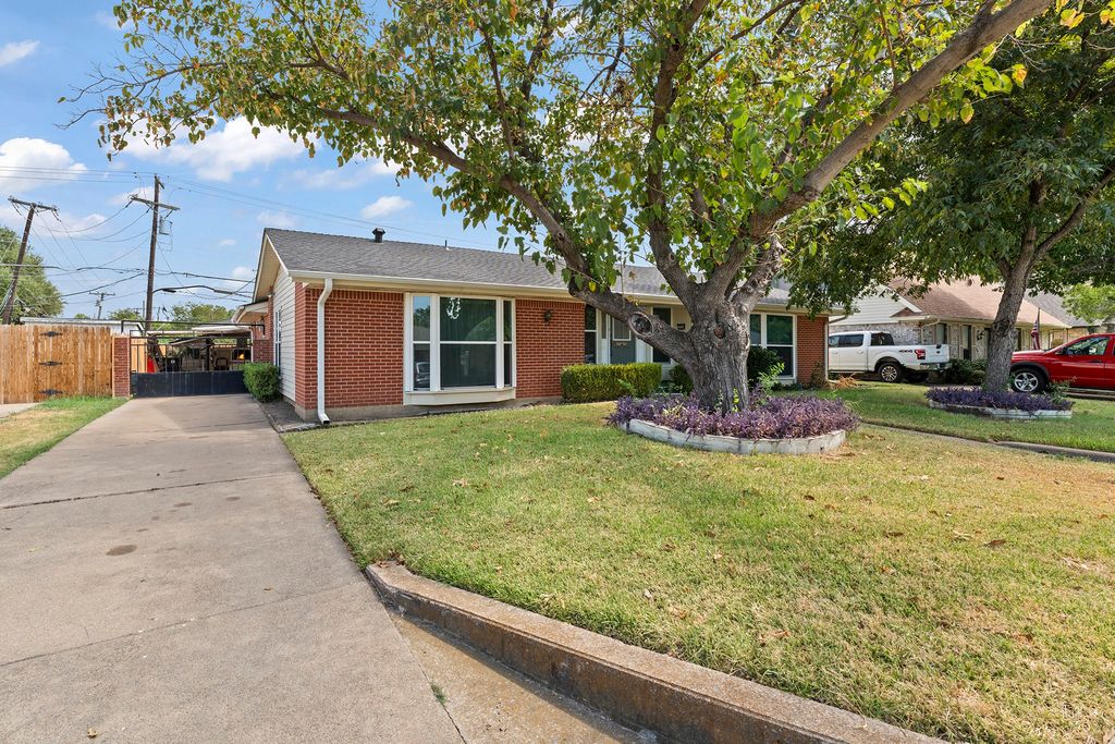 2906 cheyenne Street, Irving, TX 75062 — photo 2