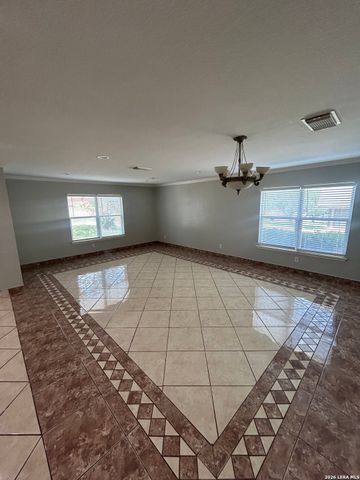 14606 Mountainside, San Antonio, TX 78233