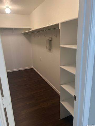 14606 Mountainside, San Antonio, TX 78233
