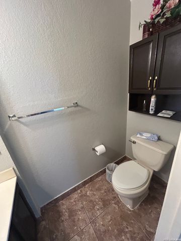 14606 Mountainside, San Antonio, TX 78233