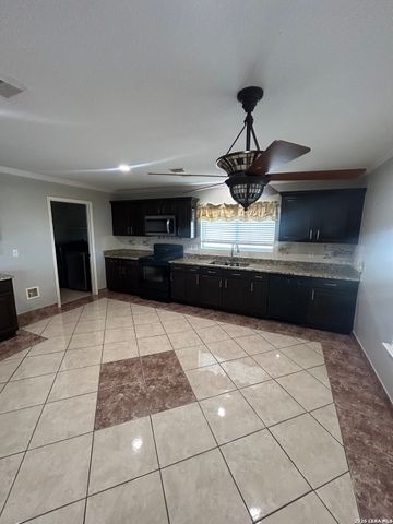 14606 Mountainside, San Antonio, TX 78233