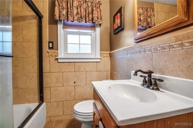 286 Glencove Road, Tonawanda, NY 14223