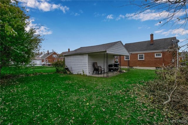 286 Glencove Road, Tonawanda, NY 14223