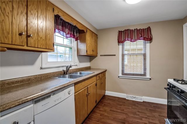 286 Glencove Road, Tonawanda, NY 14223