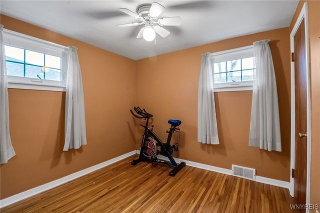 286 Glencove Road, Tonawanda, NY 14223