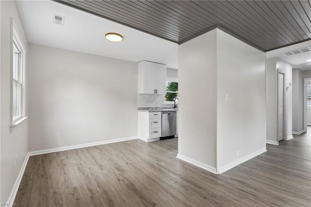 1011 76th ST, Newport News, VA 23605