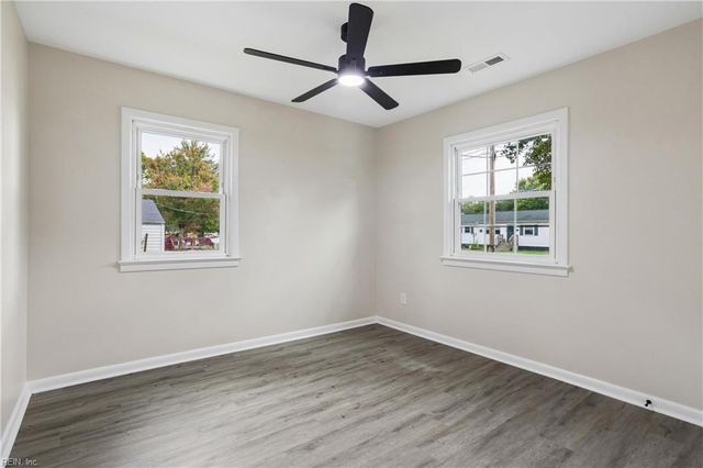 1011 76th ST, Newport News, VA 23605