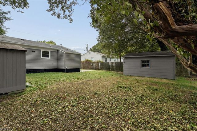 1011 76th ST, Newport News, VA 23605