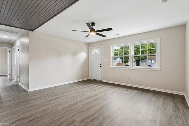 1011 76th ST, Newport News, VA 23605