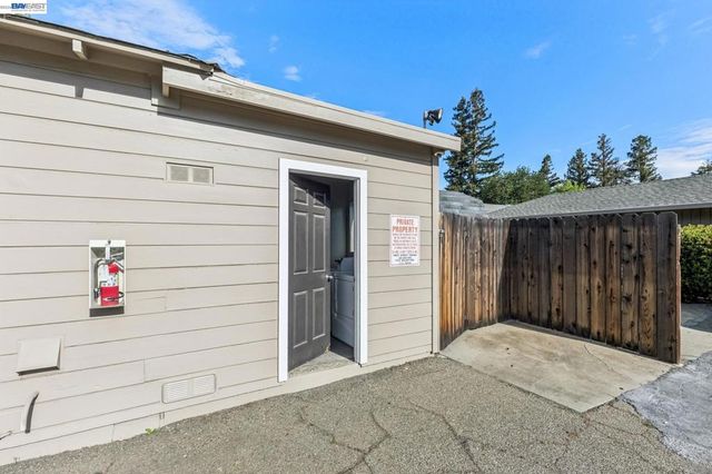 187 Old Bernal Ave, Pleasanton, CA 94566