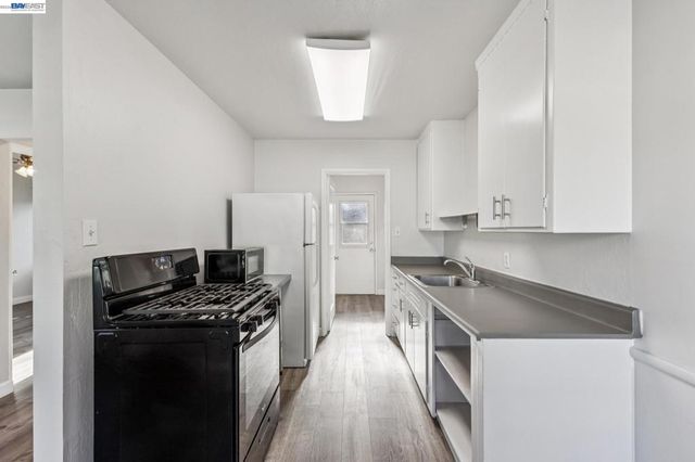 187 Old Bernal Ave, Pleasanton, CA 94566