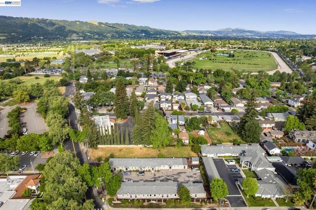 187 Old Bernal Ave, Pleasanton, CA 94566