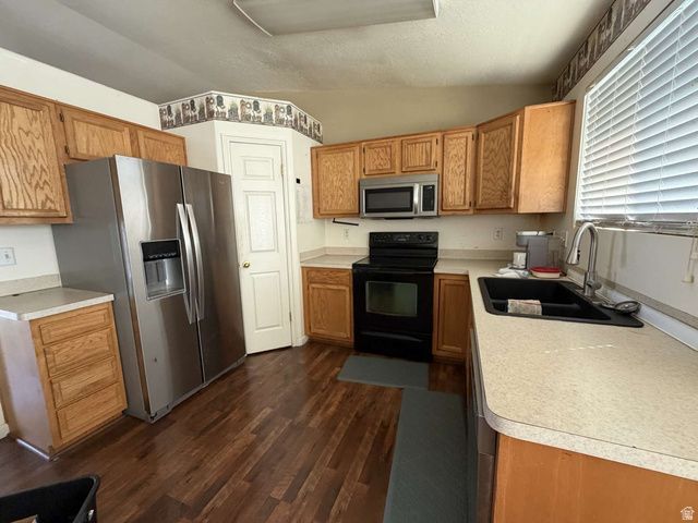5331 S 4200 W, Roy, UT 84067