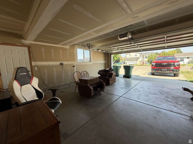 5331 S 4200 W, Roy, UT 84067