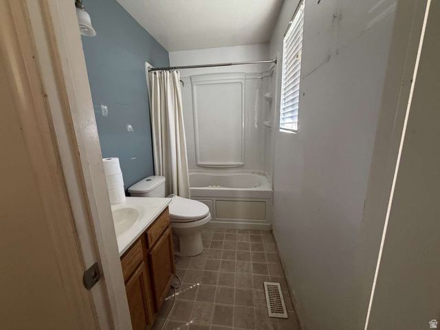 5331 S 4200 W, Roy, UT 84067