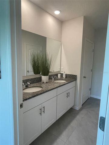 408 CHARLOTTE WAY, Deland, FL 32724