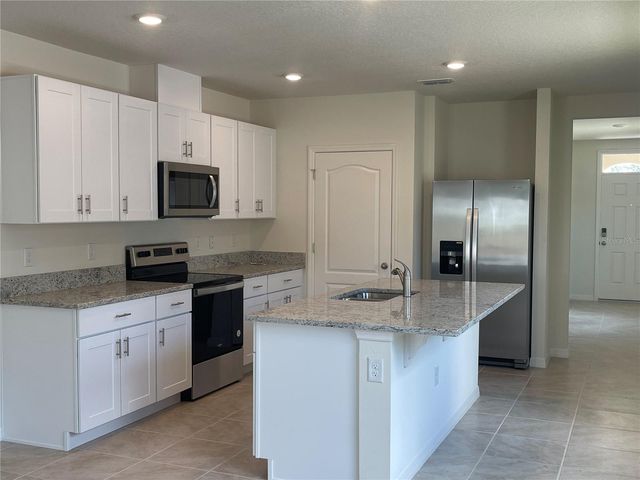 408 CHARLOTTE WAY, Deland, FL 32724