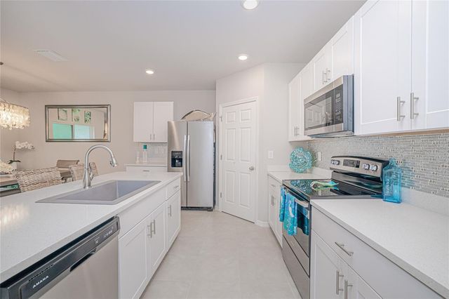 25365 E LENOX CIRCLE, Punta Gorda, FL 33950