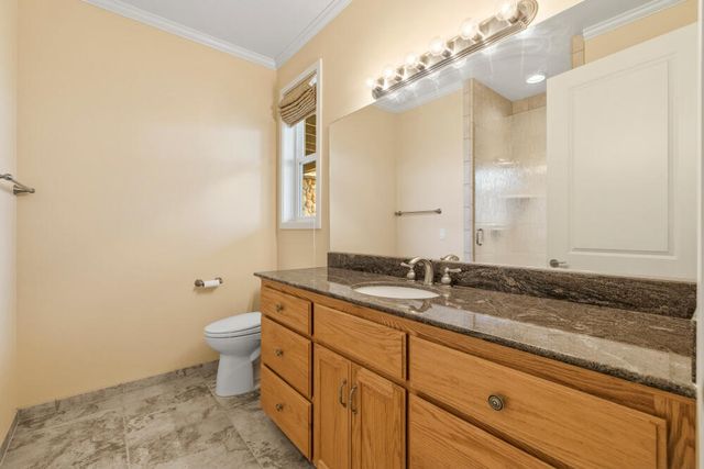 6586 Coopers Hawk Road, Klamath Falls, OR 97601