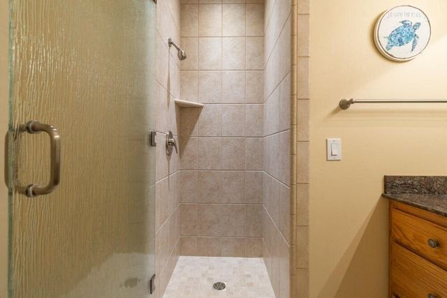 6586 Coopers Hawk Road, Klamath Falls, OR 97601