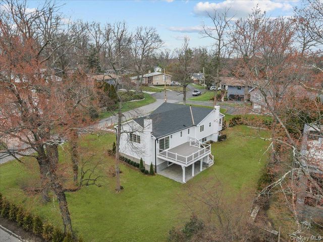 2 Willa Way, Eastchester, NY 10709