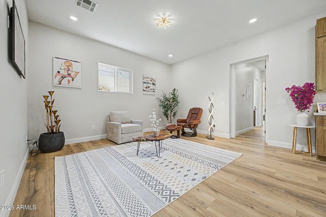 9024 N 28TH Street, Phoenix, AZ 85028