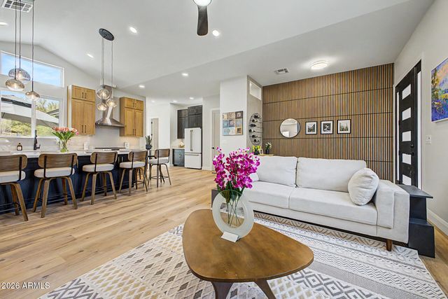 9024 N 28TH Street, Phoenix, AZ 85028